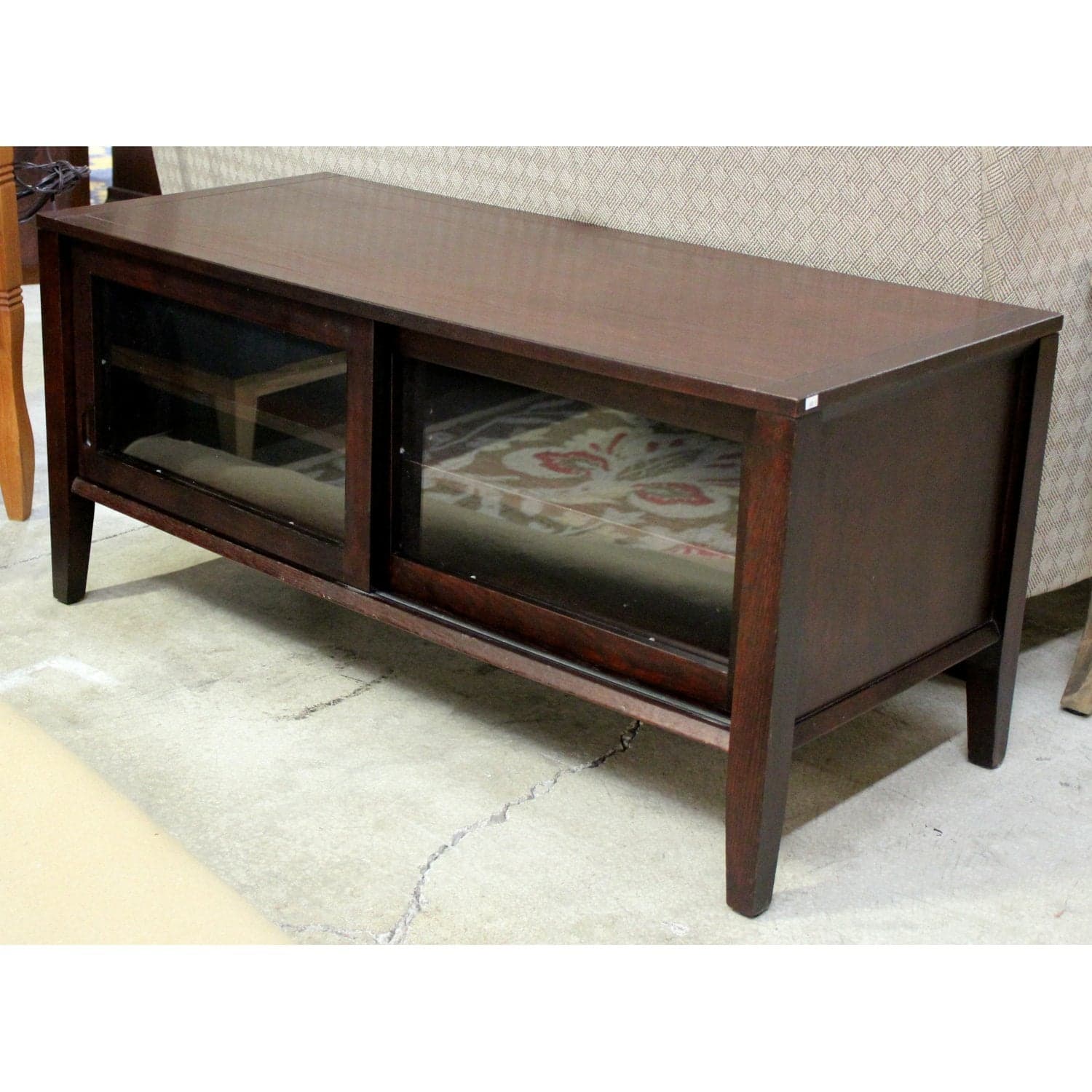 Red Oak Media Console w/Sliding Doors - Dark Cherry - Thumbnail 2