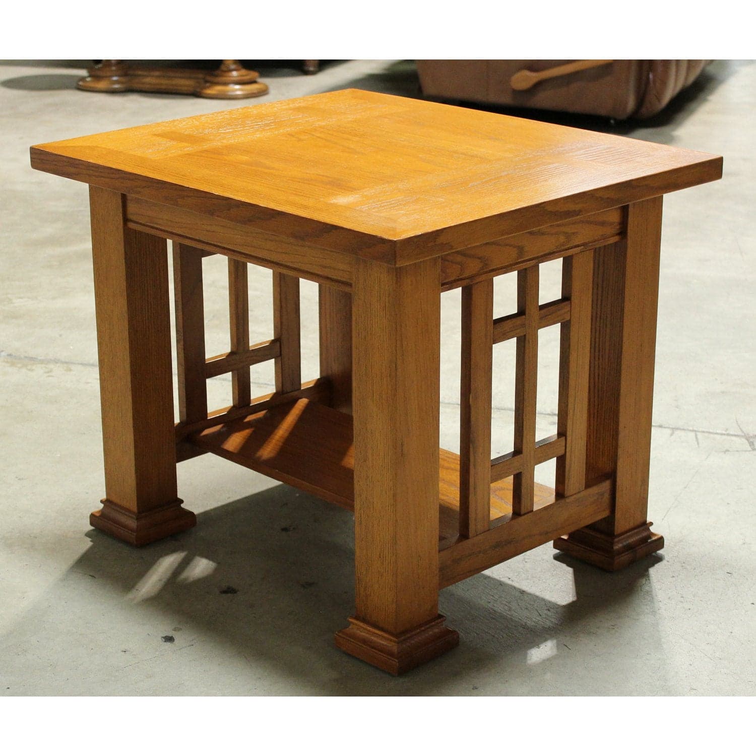 Mission Style Oak End Table - Golden Oak - Thumbnail 3