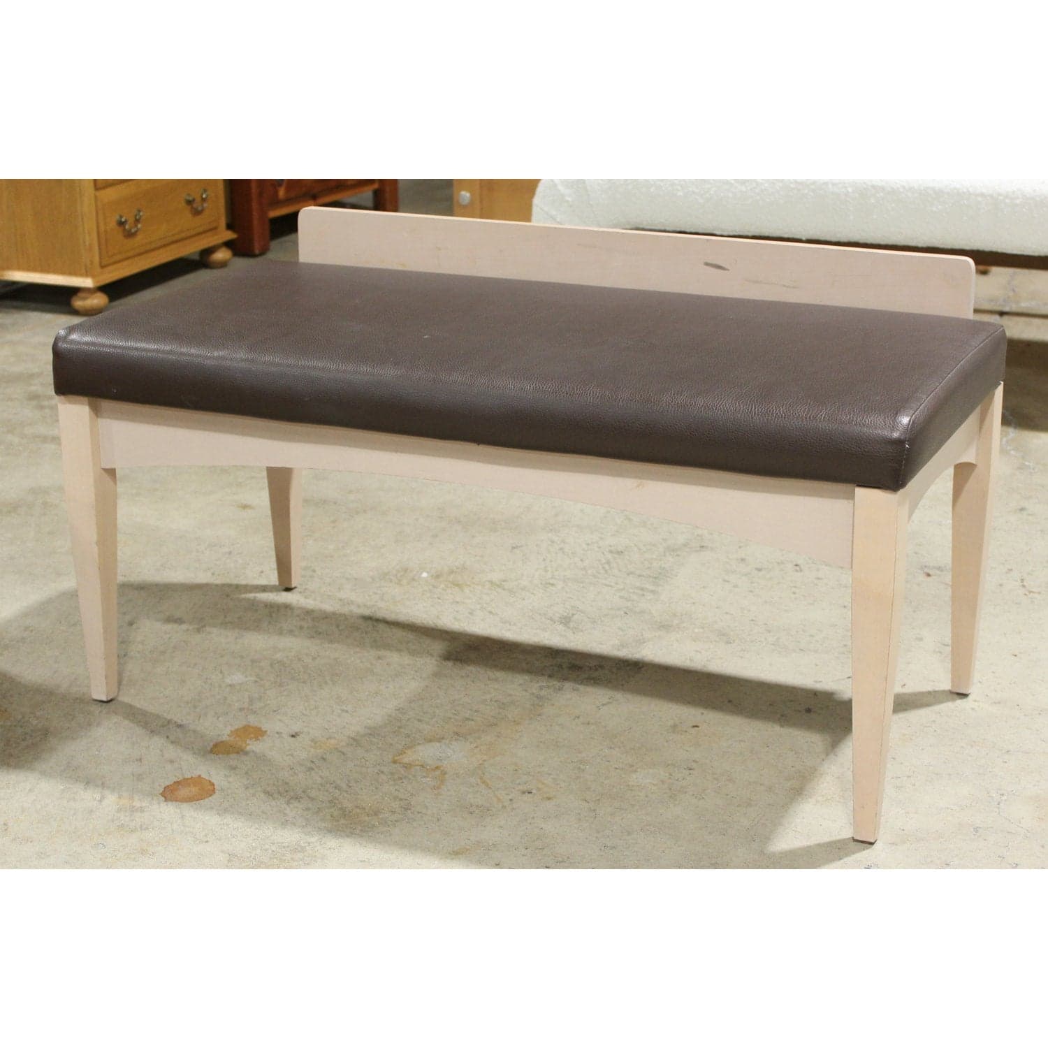 Light Wood Bench - Cream & Brown - Thumbnail 3