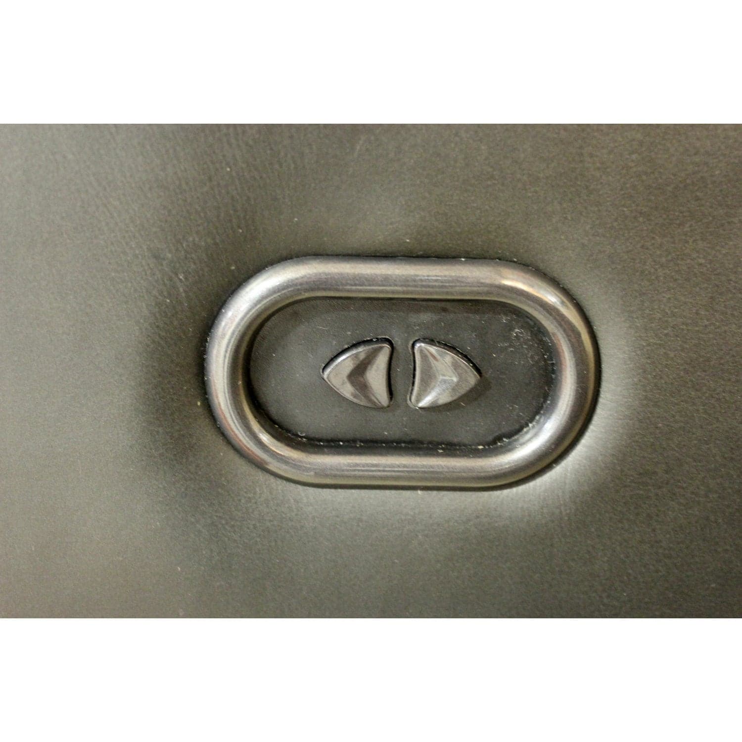 3 Seater Theater Power Recliners - Black - Thumbnail 4