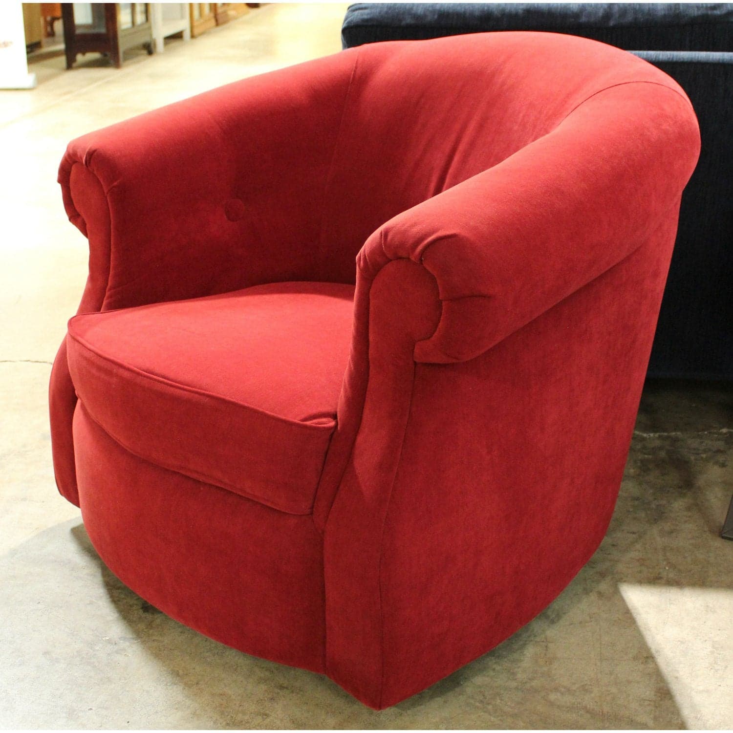 La-Z-Boy Red Swivel Barrel Chair - Red - Thumbnail 3