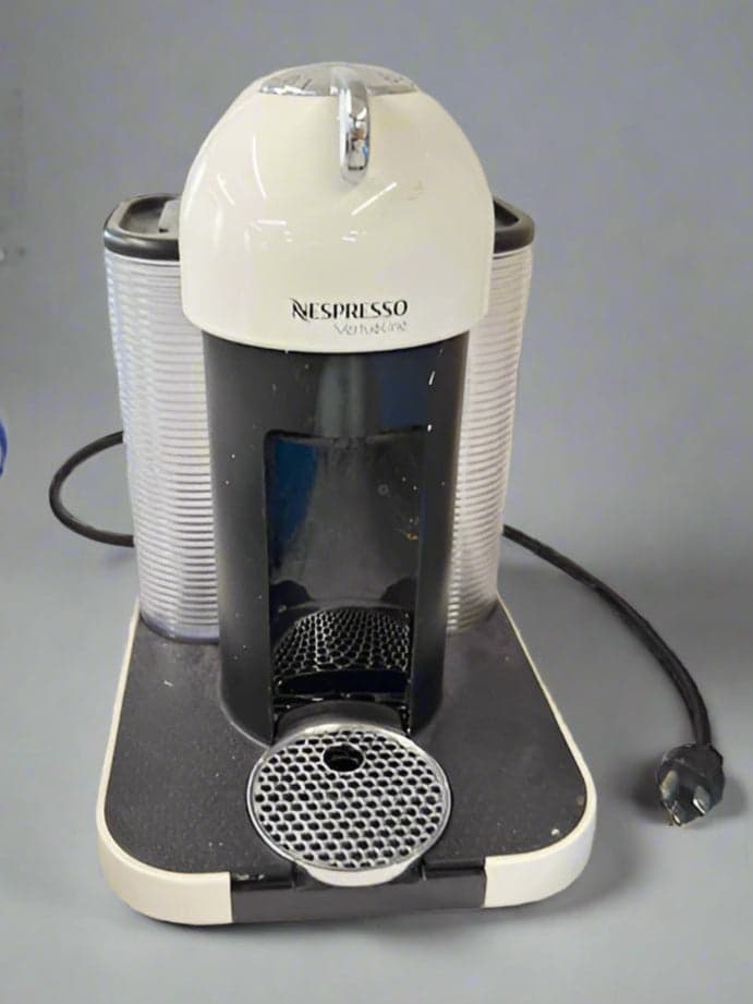 Nespresso VertuoLine Coffee Machine MB1-52 - Image 1