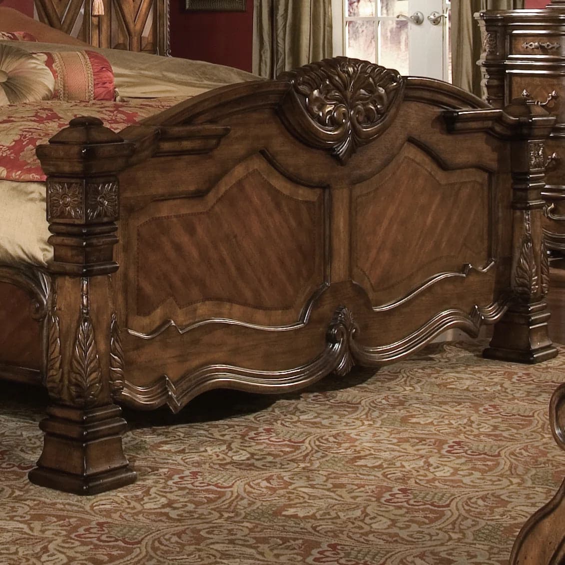 Michael Amini Windsor Court Mansion Panel Bed Footboard FFE-755 - Thumbnail 2