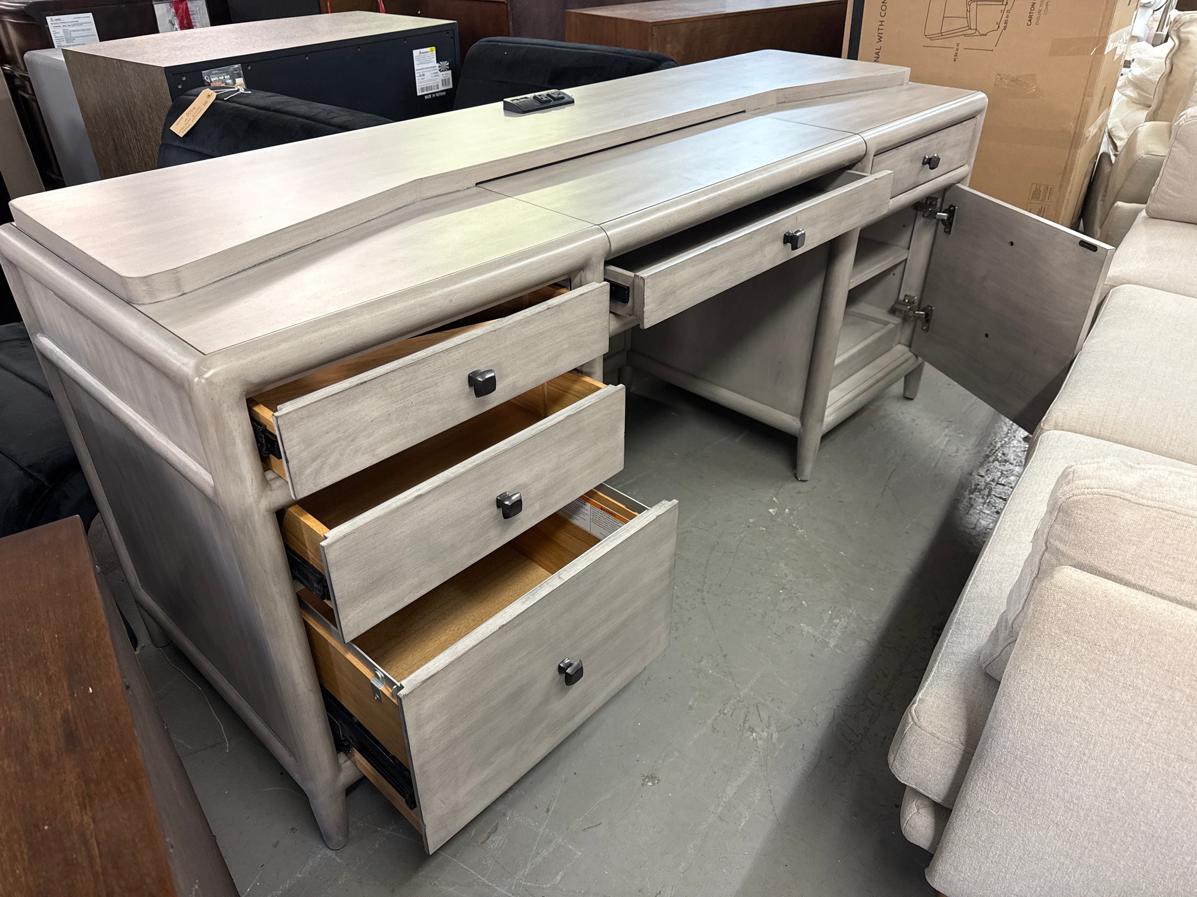 Hooker Furniture Work Your Way Burnham Grey Wood Credenza Desk FFE-1045 - Thumbnail 4