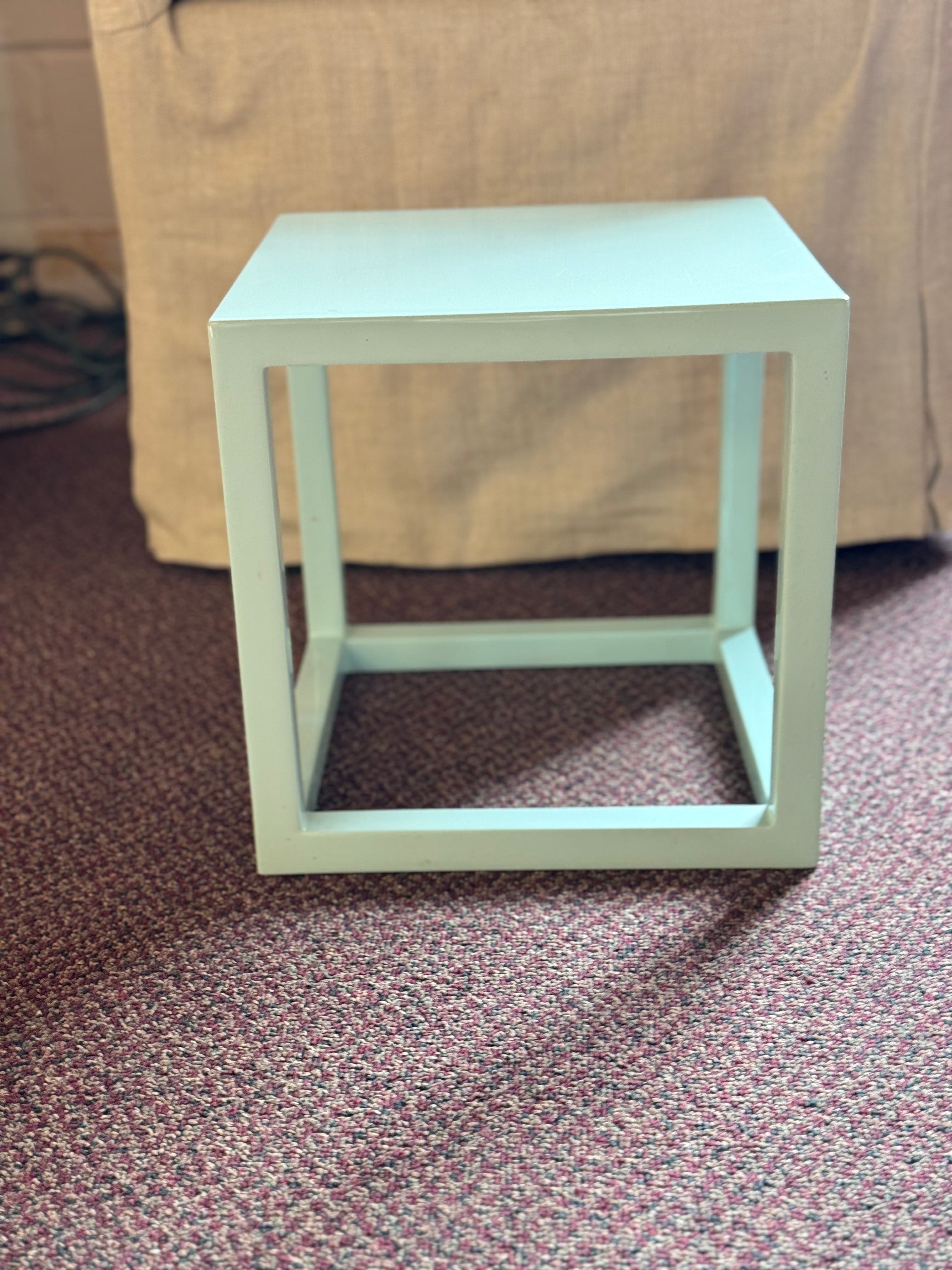 Small Square Table with Light Blue Metal Frame HR9 - Thumbnail 4