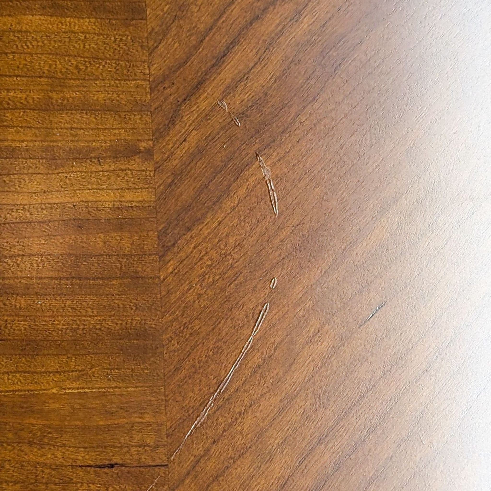 Michael Amini Elegant Wood Dresser with Mirror and Multiple Drawers - Thumbnail 11