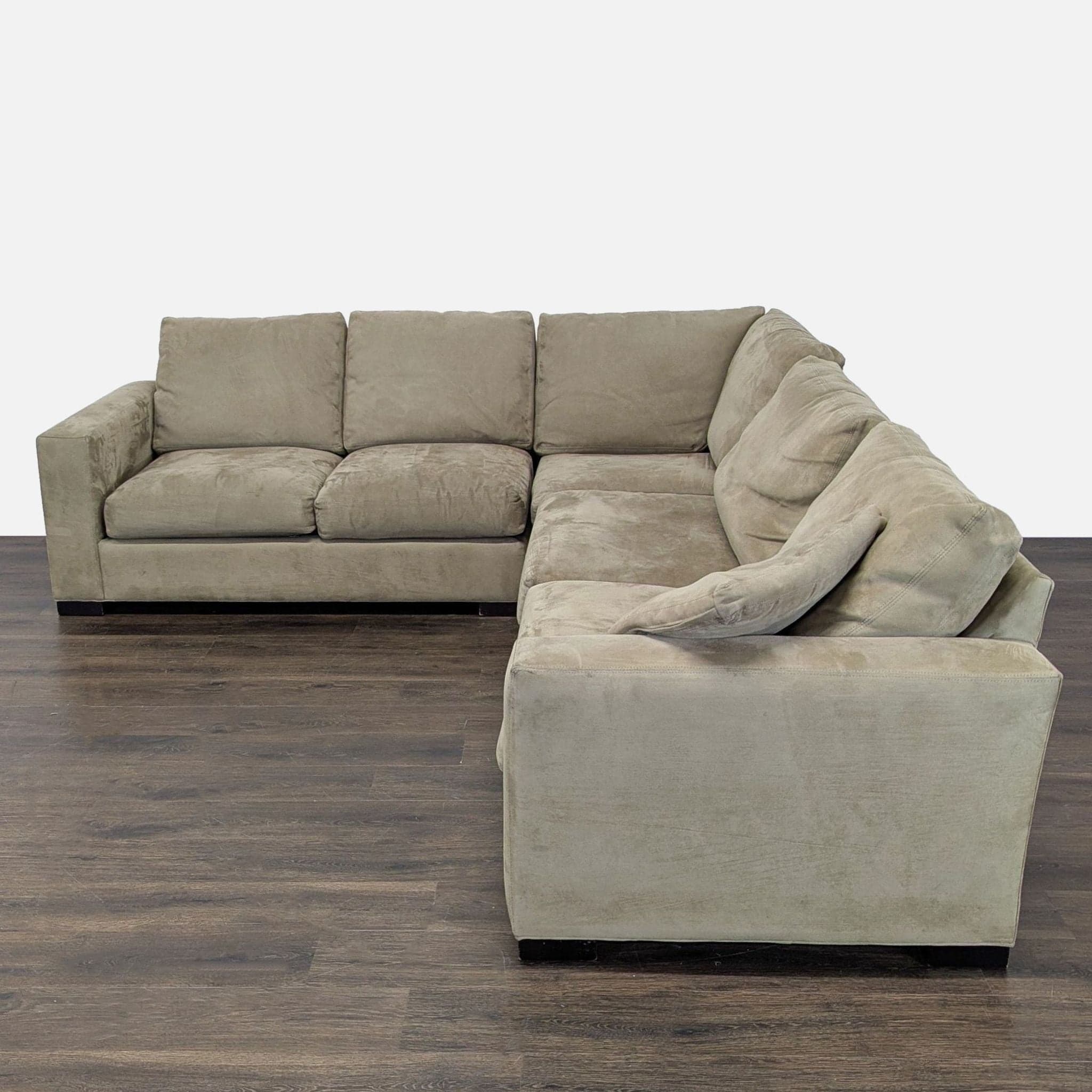 Room & Board Sectional Sofa – Spacious and Comfortable - Thumbnail 2