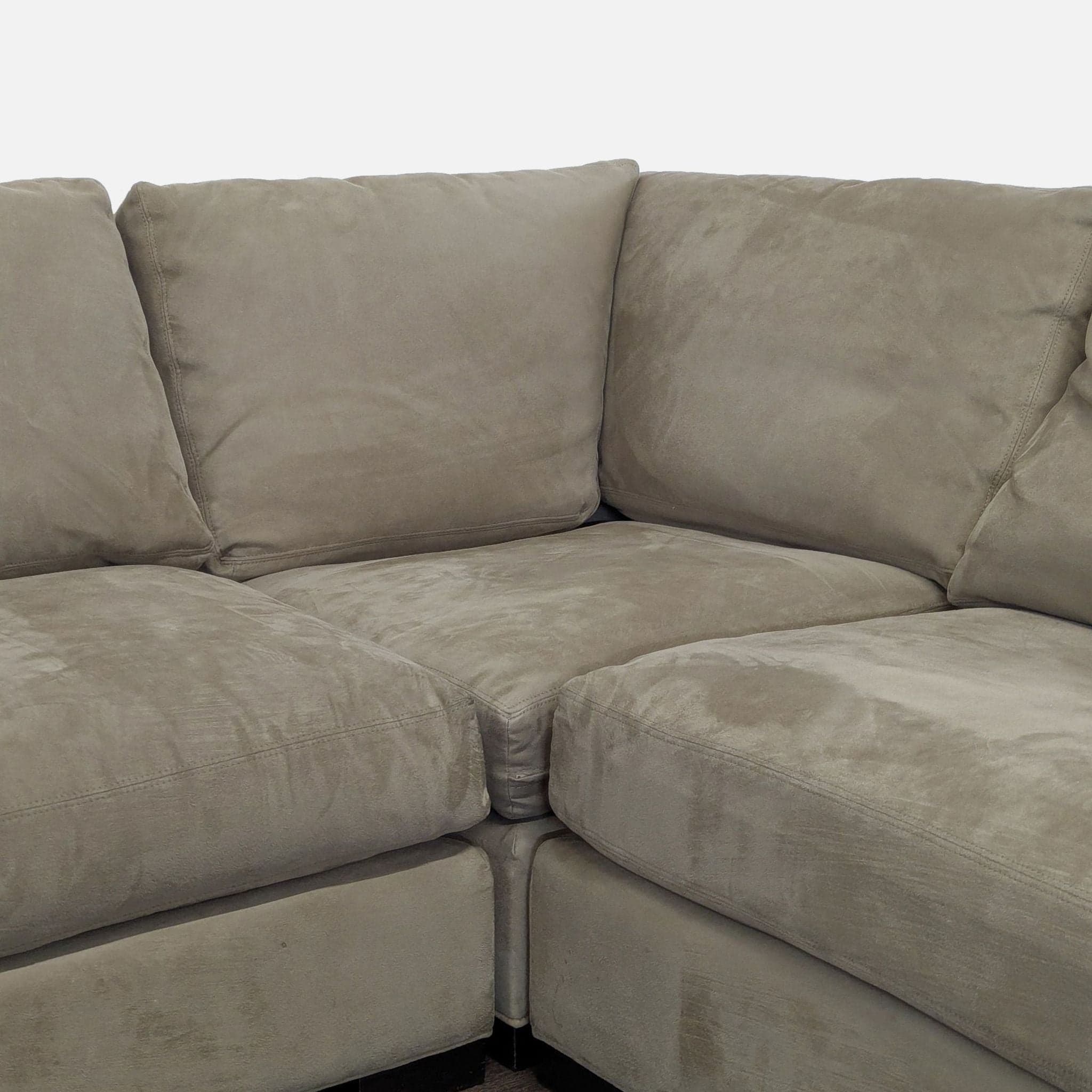 Room & Board Sectional Sofa – Spacious and Comfortable - Thumbnail 3