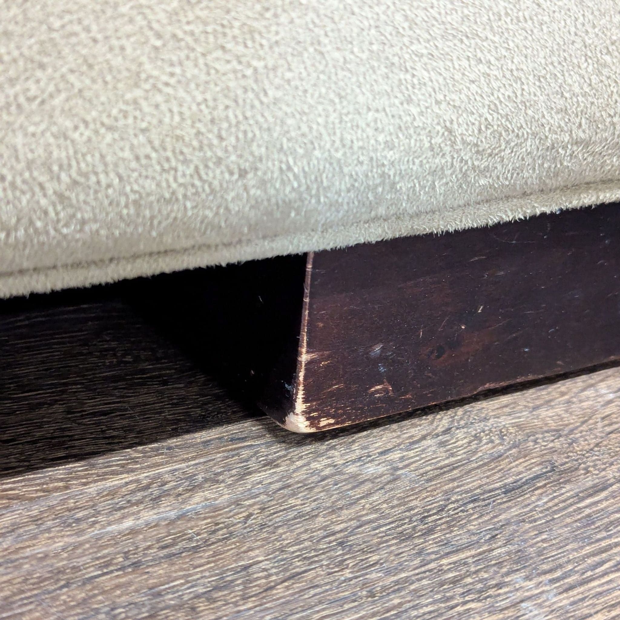 Room & Board Sectional Sofa – Spacious and Comfortable - Thumbnail 7