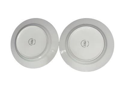 NEW Set of 2 Trish Richman AT HOME International Christmas Dinner Plates 10.5 - Thumbnail 2