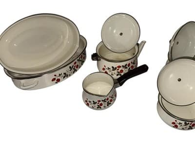 VINTAGE 17-Piece COMPLETE Set SHEFFIELD Enamelware STRAWBERRIES N CREAM Cookware - Thumbnail 10