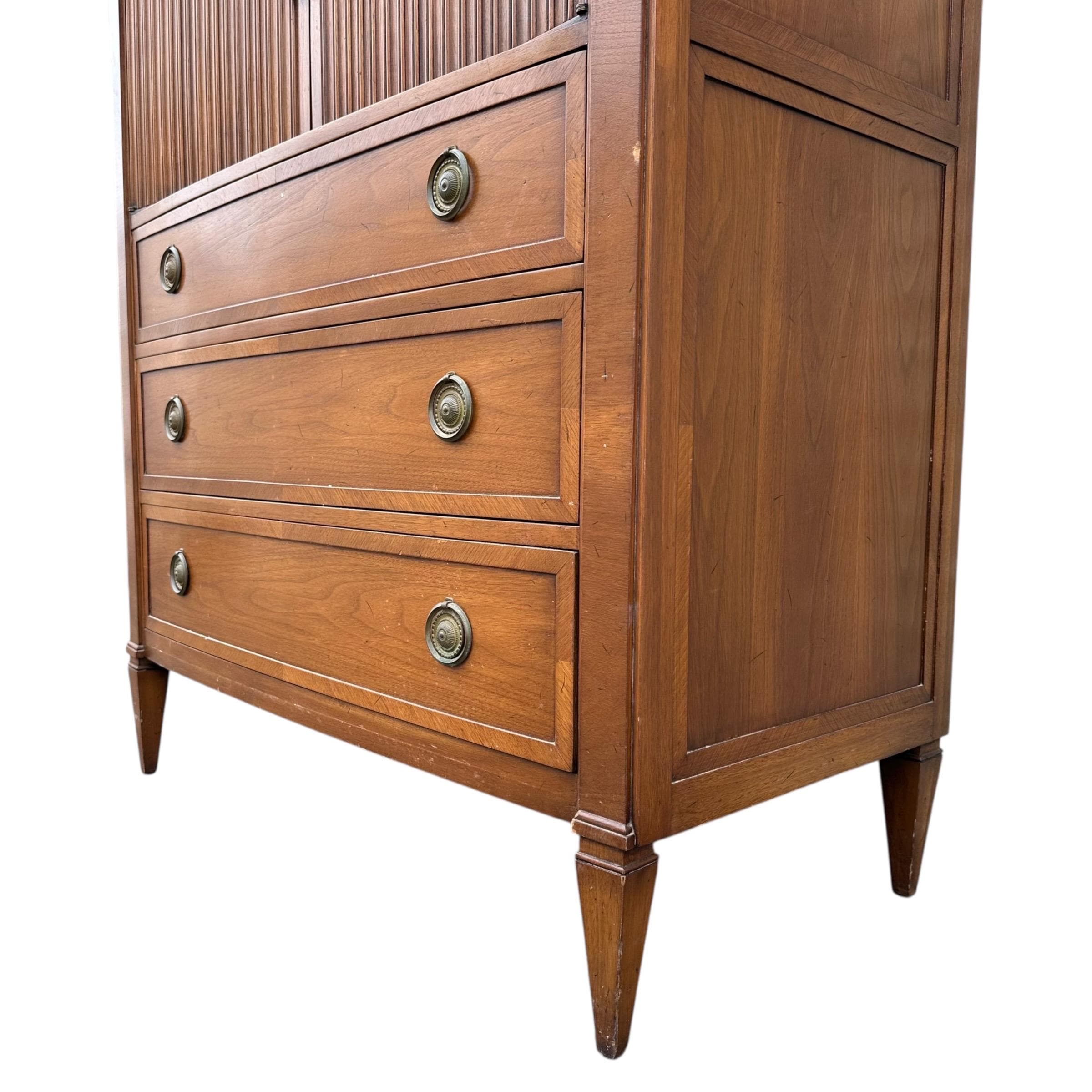 Mid Century Modern Gentleman's Chest - Vintage Mount Airy Furniture Contessa Collection Wood MCM Highboy Dresser 4 Drawers & Storage Cabinet - Thumbnail 6