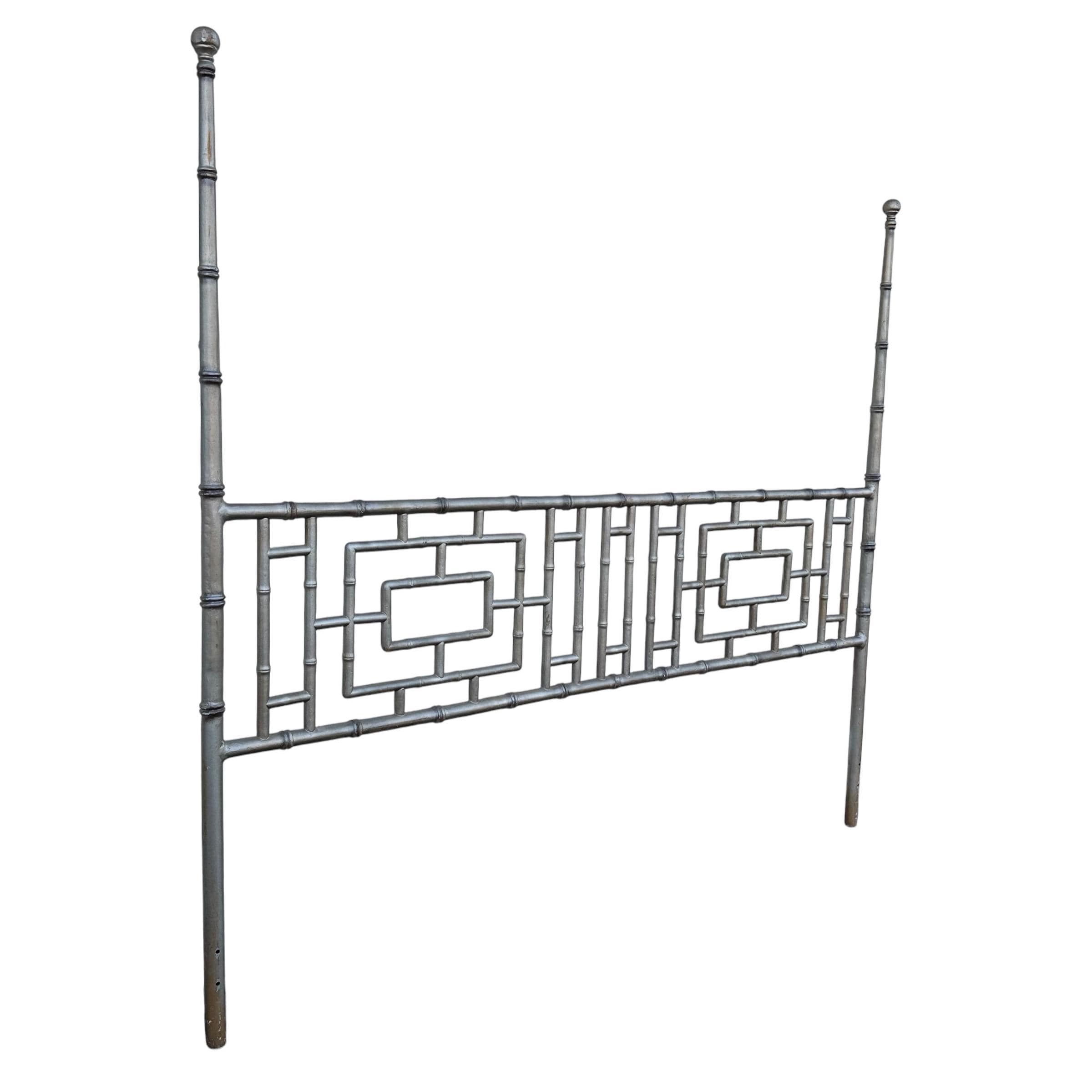 Chinese Chippendale King Headboard - Vintage Faux Bamboo Metal Post Hollywood Regency Palm Beach Chinoiserie Style - Thumbnail 6