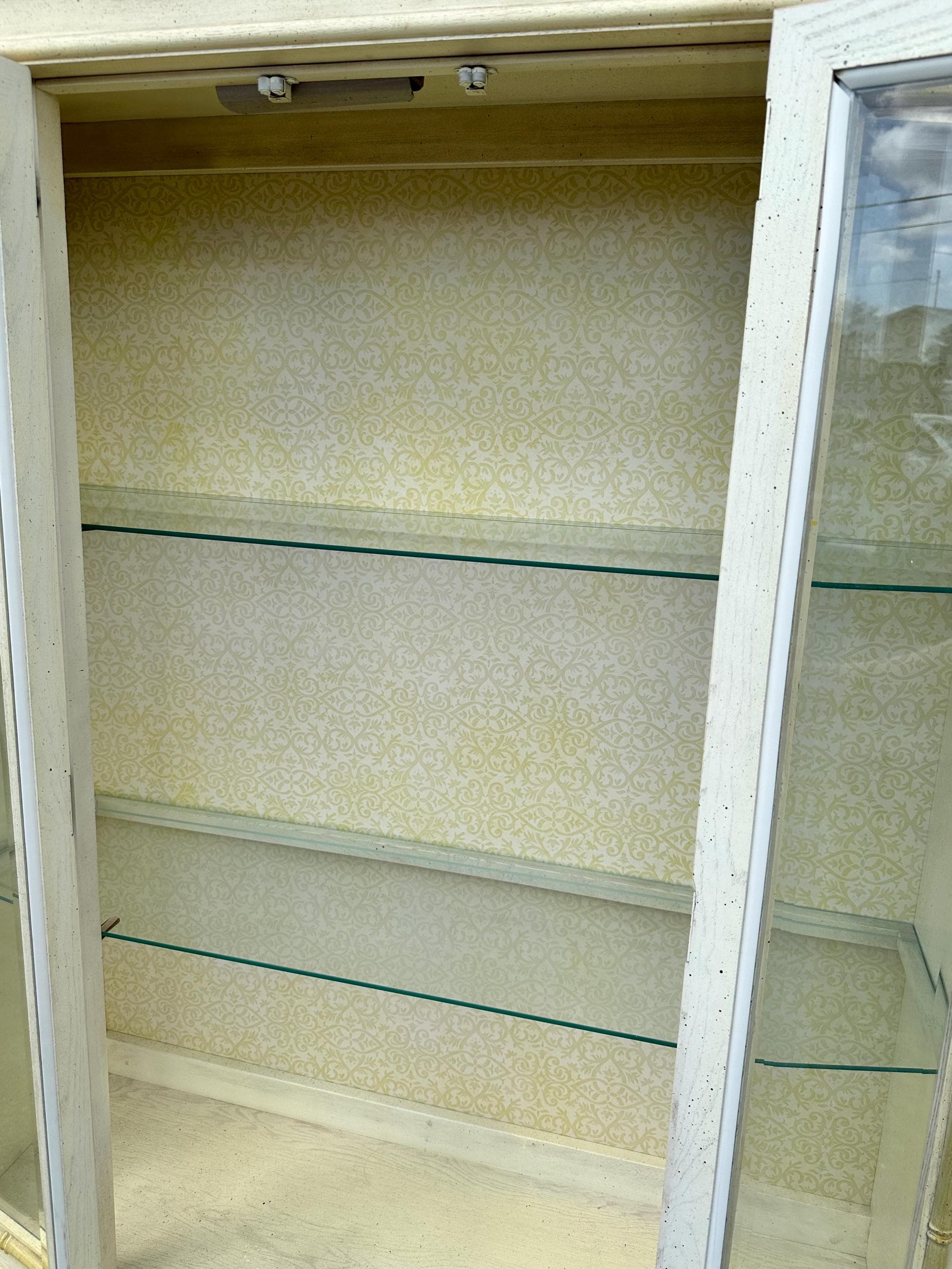 Faux Bamboo China Cabinet by Stanley - Vintage Yellow Lighted Hollywood Regency Coastal Illuminated Rattan Cane Angled Glass Display Case - Thumbnail 4