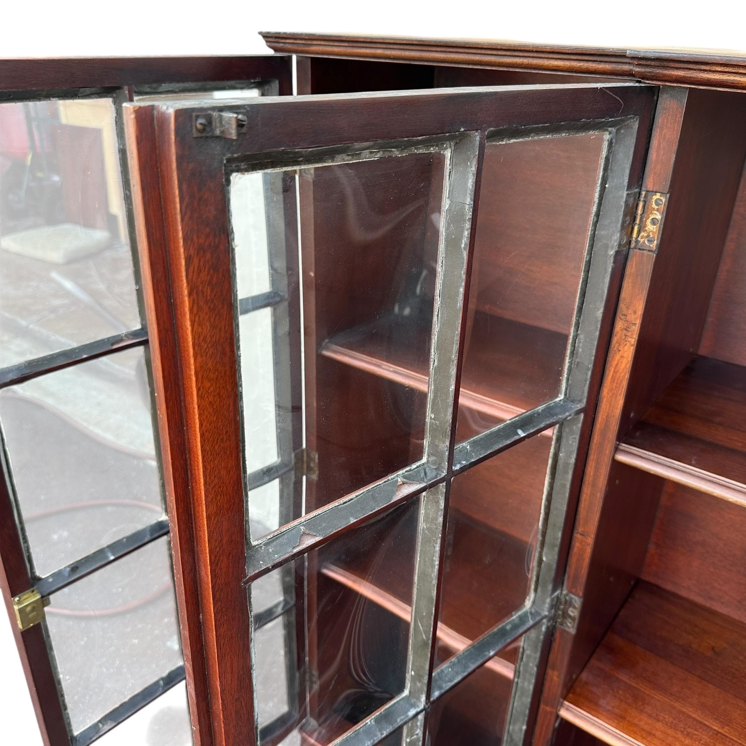 Vintage Mahogany Hutch by Mount Airy - 24 Bubble Glass Panel Doors, Skeleton Key, Display Cabinet - Thumbnail 11