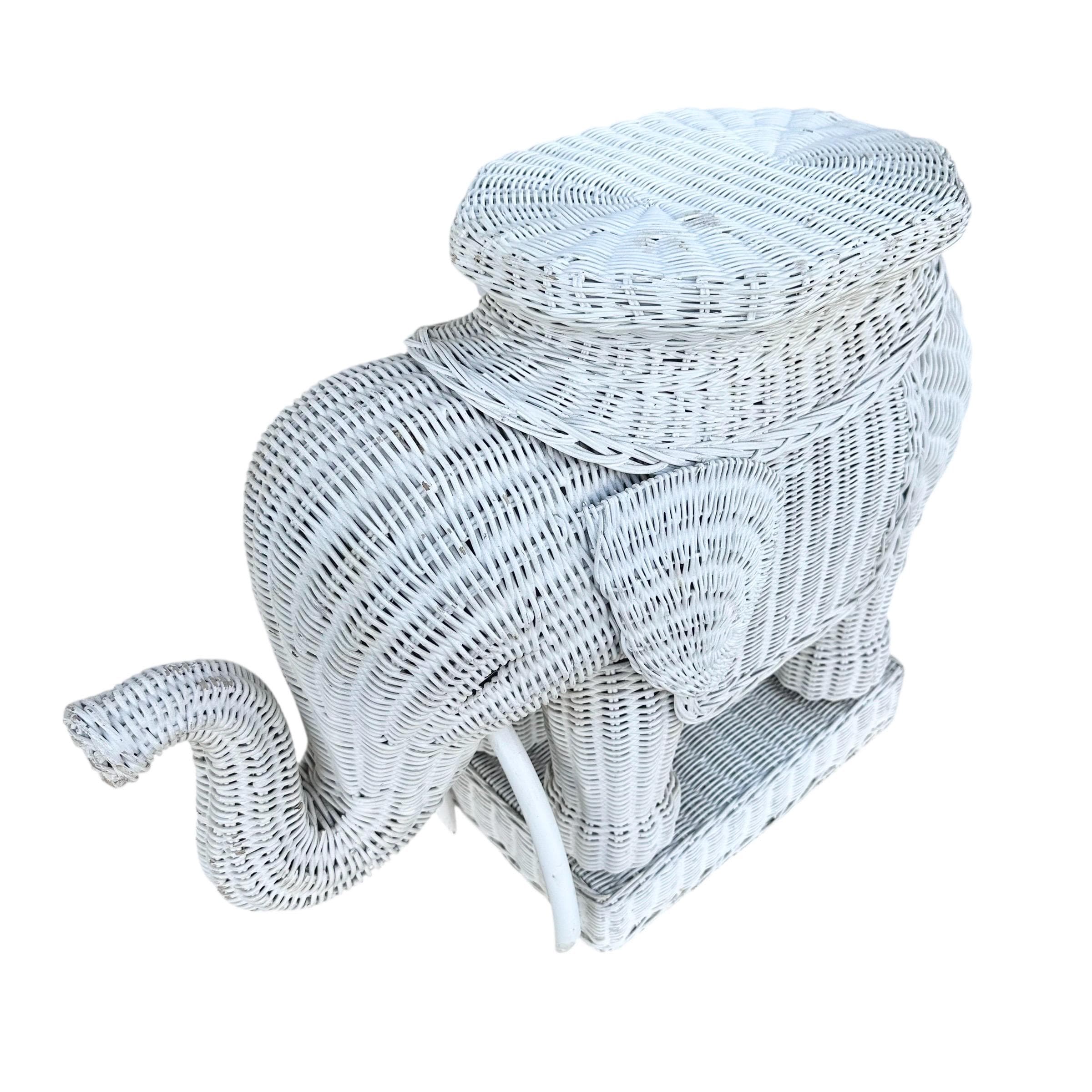 Vintage Wicker Elephant Accent Table FREE SHIPPING - Chinoiserie Midcentury Asian Style Decor or Rattan End Table - Thumbnail 5