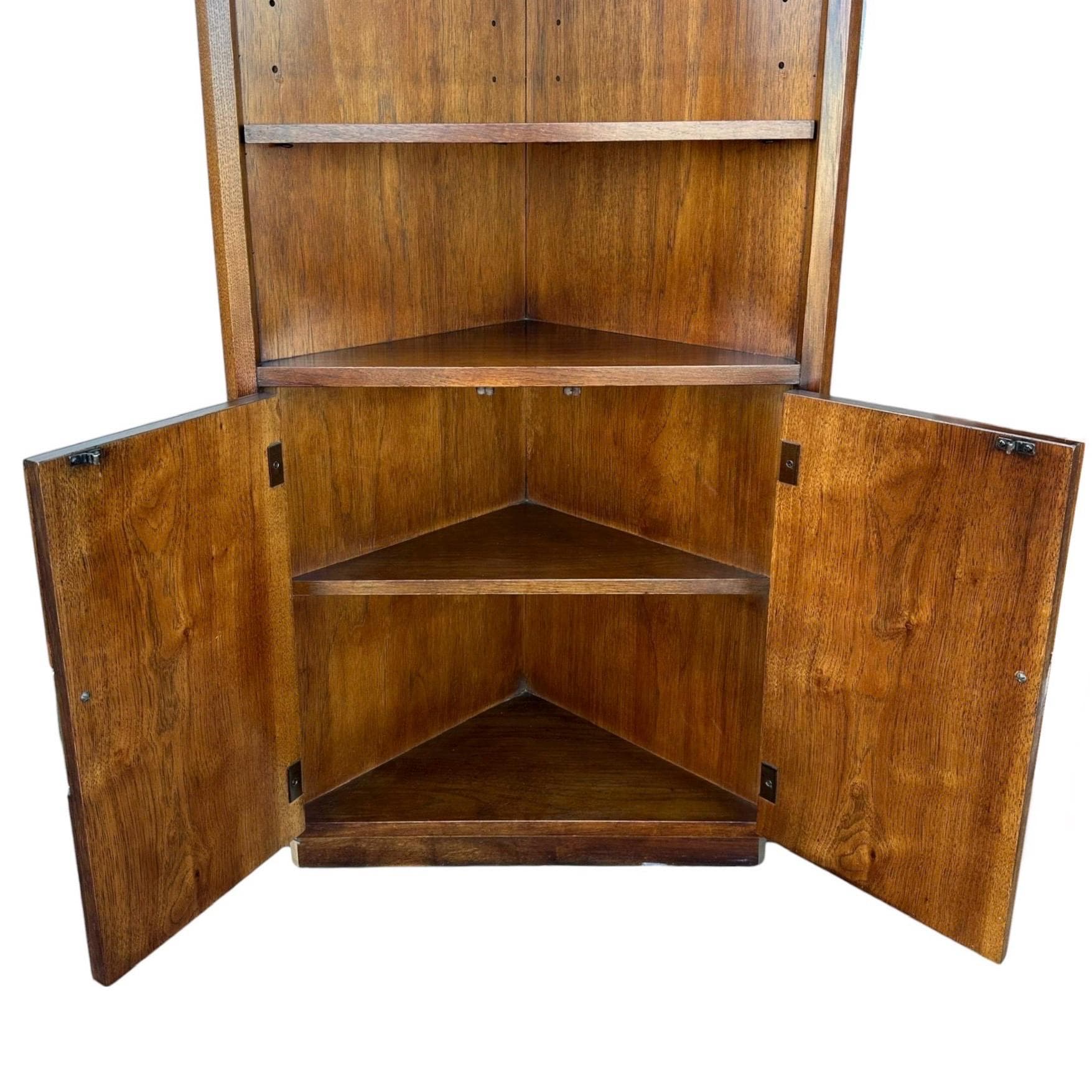 Set of 2 Lighted Corner Cabinets 79” Tall by Thomasville Mystique - Vintage Chinoiserie Asian Wood, Mirror Glass & Brass Display Cases - Thumbnail 14