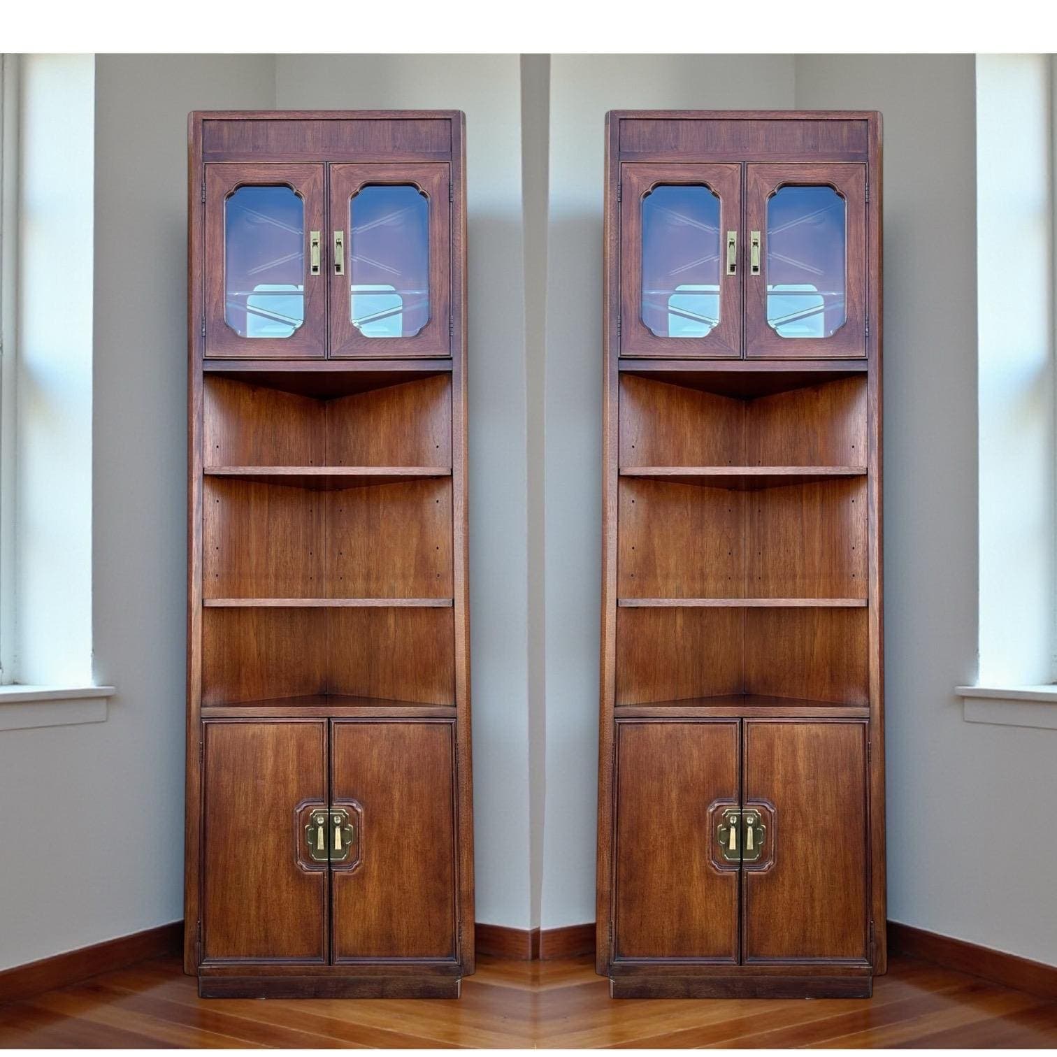 Set of 2 Lighted Corner Cabinets 79” Tall by Thomasville Mystique - Vintage Chinoiserie Asian Wood, Mirror Glass & Brass Display Cases - Thumbnail 20