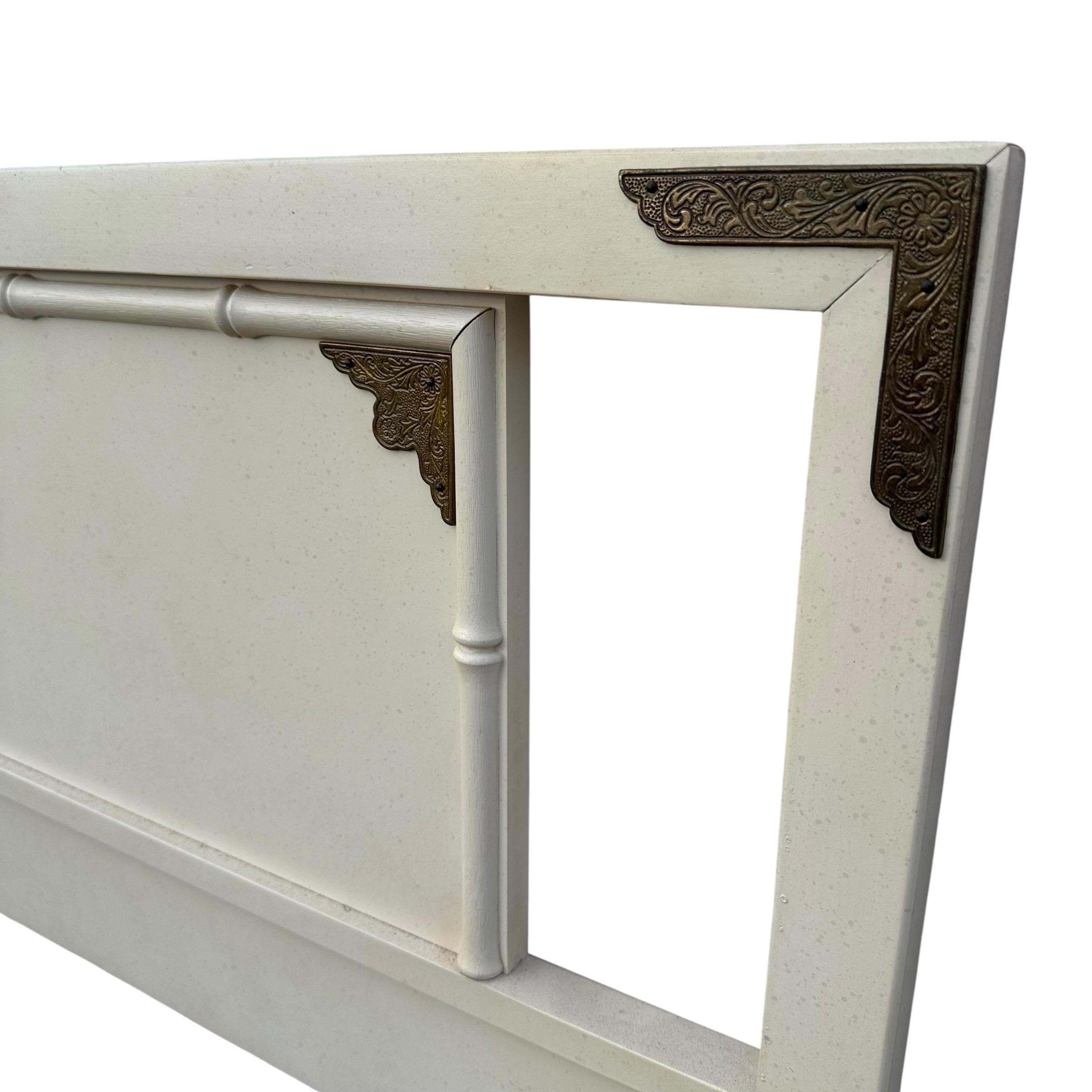 Chinoiserie Queen Headboard by Thomasville Furniture - Vintage Faux Bamboo & Asian-Inspired Brass Hollywood Regency Style - Thumbnail 4