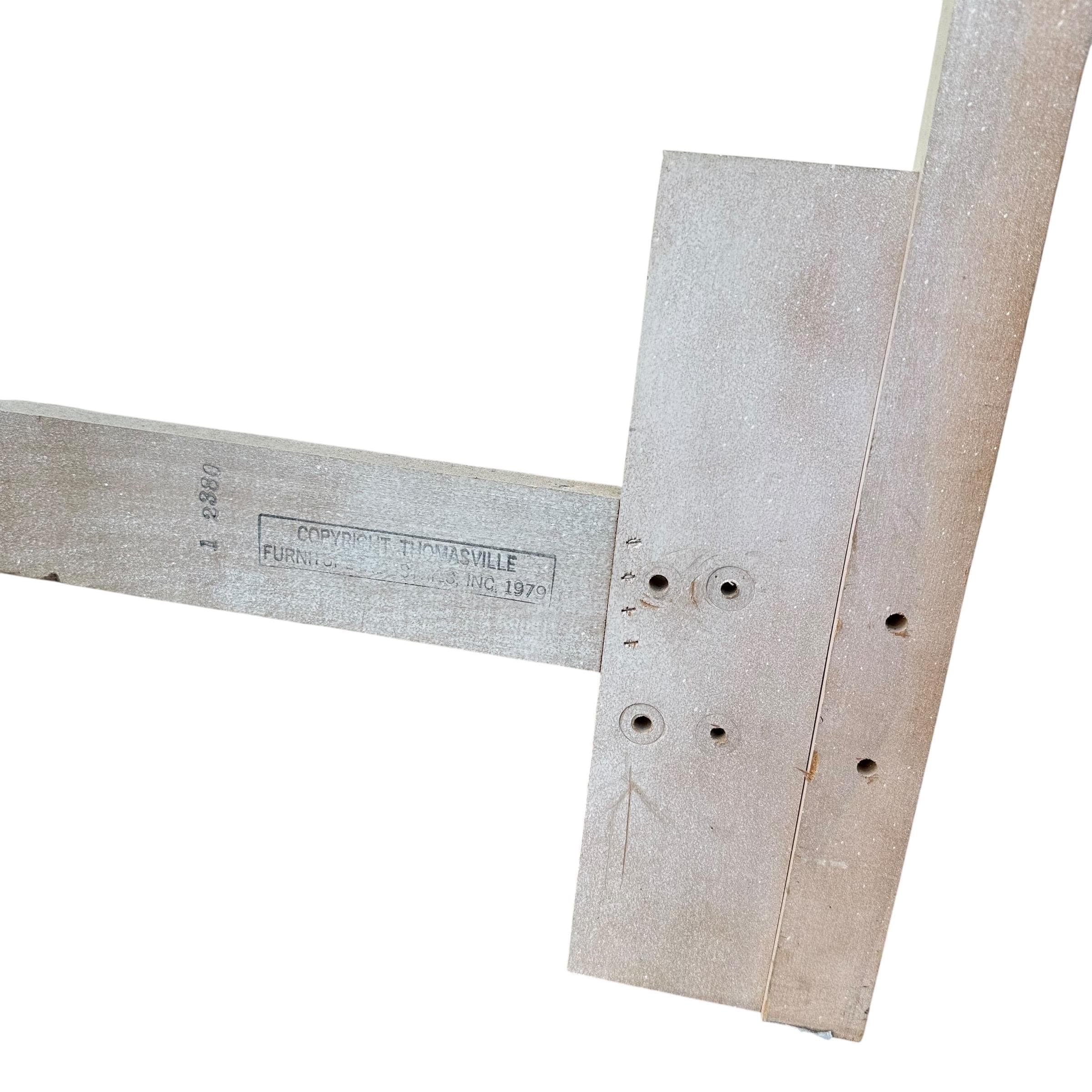 Chinoiserie Queen Headboard by Thomasville Furniture - Vintage Faux Bamboo & Asian-Inspired Brass Hollywood Regency Style - Thumbnail 8