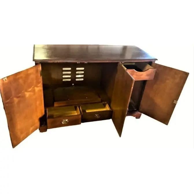 Drexel Heritage Flame Mahogany 60" Georgian Credenza 'Made Expressly for the Ritz-Carlton Hotel' - Vintage Late 20th Century - Thumbnail 3