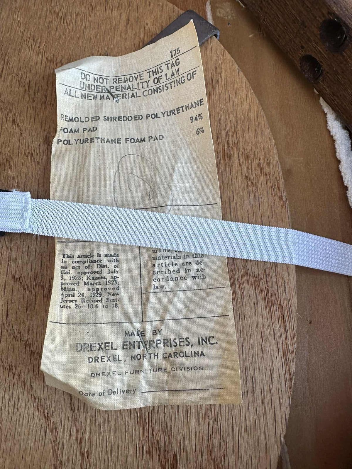 Drexel ‘Livorno’ Italian Neoclassical Pecan Wood Dining Table - 102” Fully Extended and 6 Chairs - Made in 1968 - Thumbnail 12