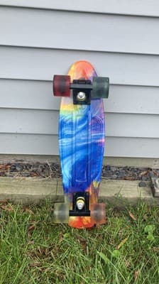 Skatro Picasso Mini Cruiser Skateboard 22x6inch Retro Style Plastic Board - Thumbnail 5