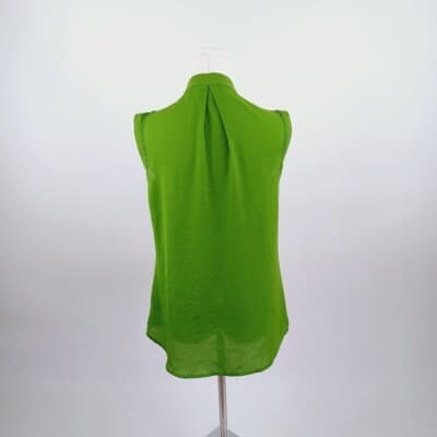 Worthington Green Pleated Sleeveless Blouse Stand-Up Collar V-Neckline M - Thumbnail 2