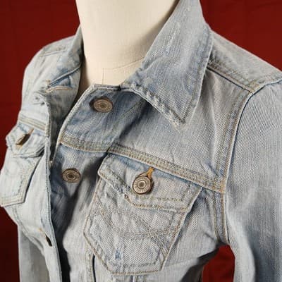 50% Off* Abercrombie Light Wash Distressed Denim Jacket Juniors XL / Women’s XS - Thumbnail 4
