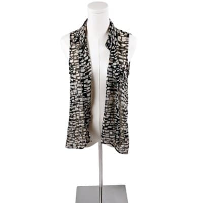 Forever 21 Black Cream Print Blouse Medium Button-Down Sleeveless Lightweight - Thumbnail 2