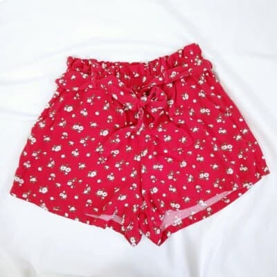Hollister Floral High-Waisted Shorts S Red White Print Paper Bag Waist Relaxed