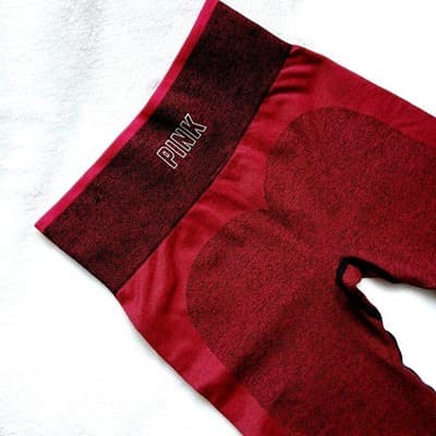 PINK Victoria’s Secret Red Heart Two-Tone Leggings XS - Thumbnail 3