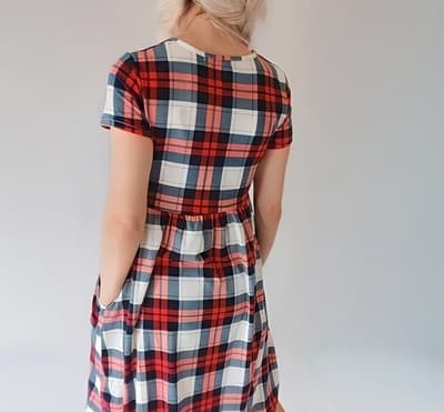 NWOT Honeyuppy Red and White Plaid Short Sleeve Midi Dress S - Thumbnail 3