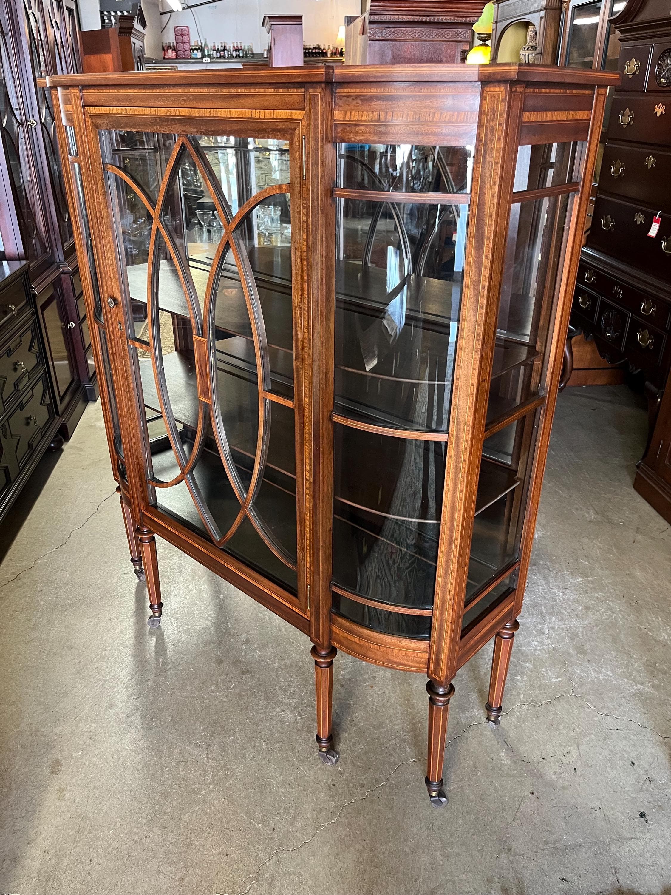 Antique Berkey and Gay Sheraton Style Cabinet - Thumbnail 13