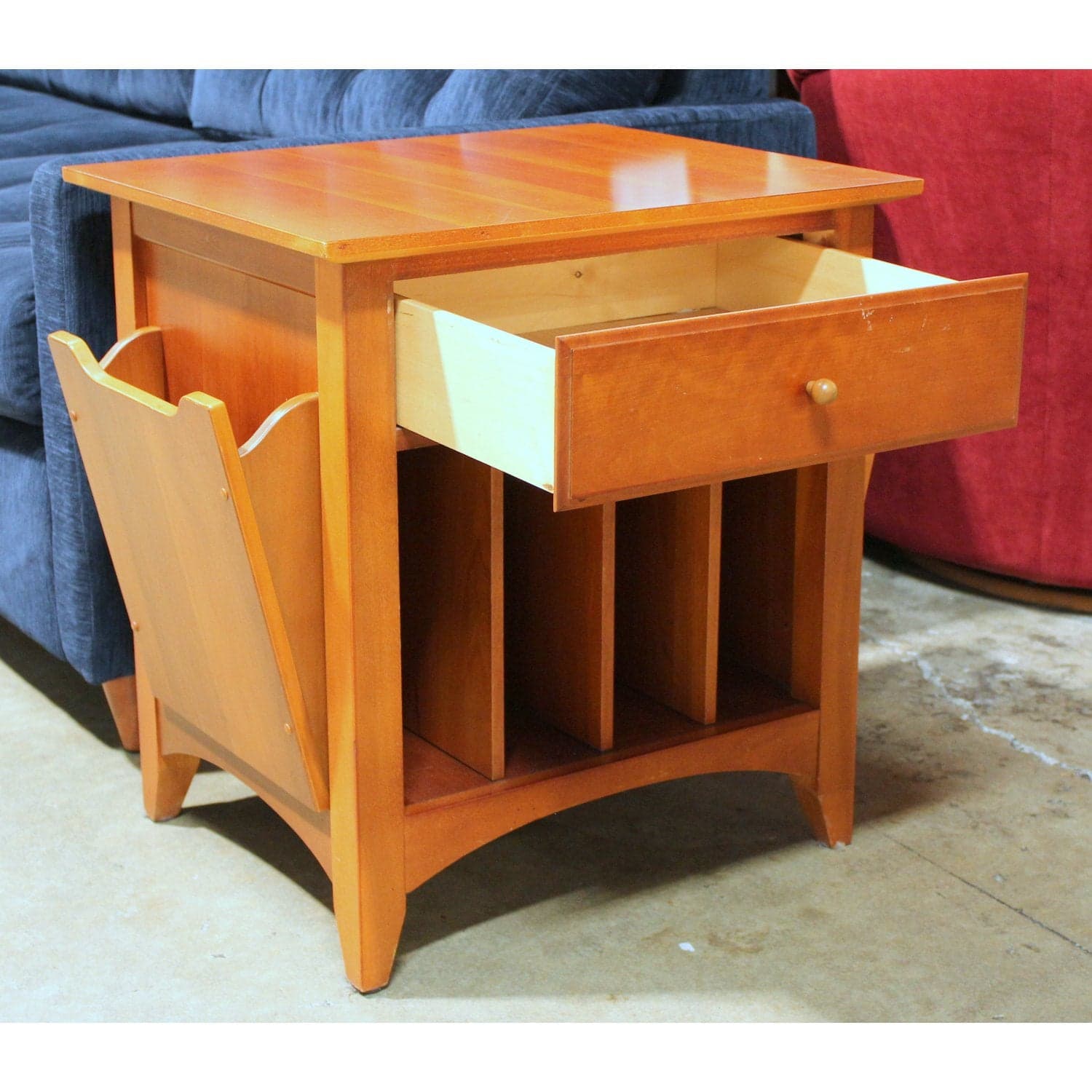 Thomasville "Impressions" Cherry End Table w/Magazine Holders - Thumbnail 4