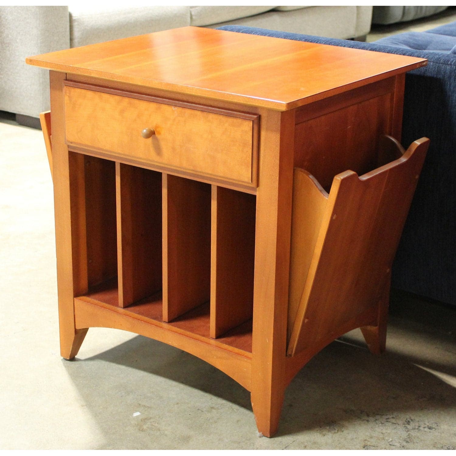 Thomasville "Impressions" Cherry End Table w/Magazine Holders - Thumbnail 3