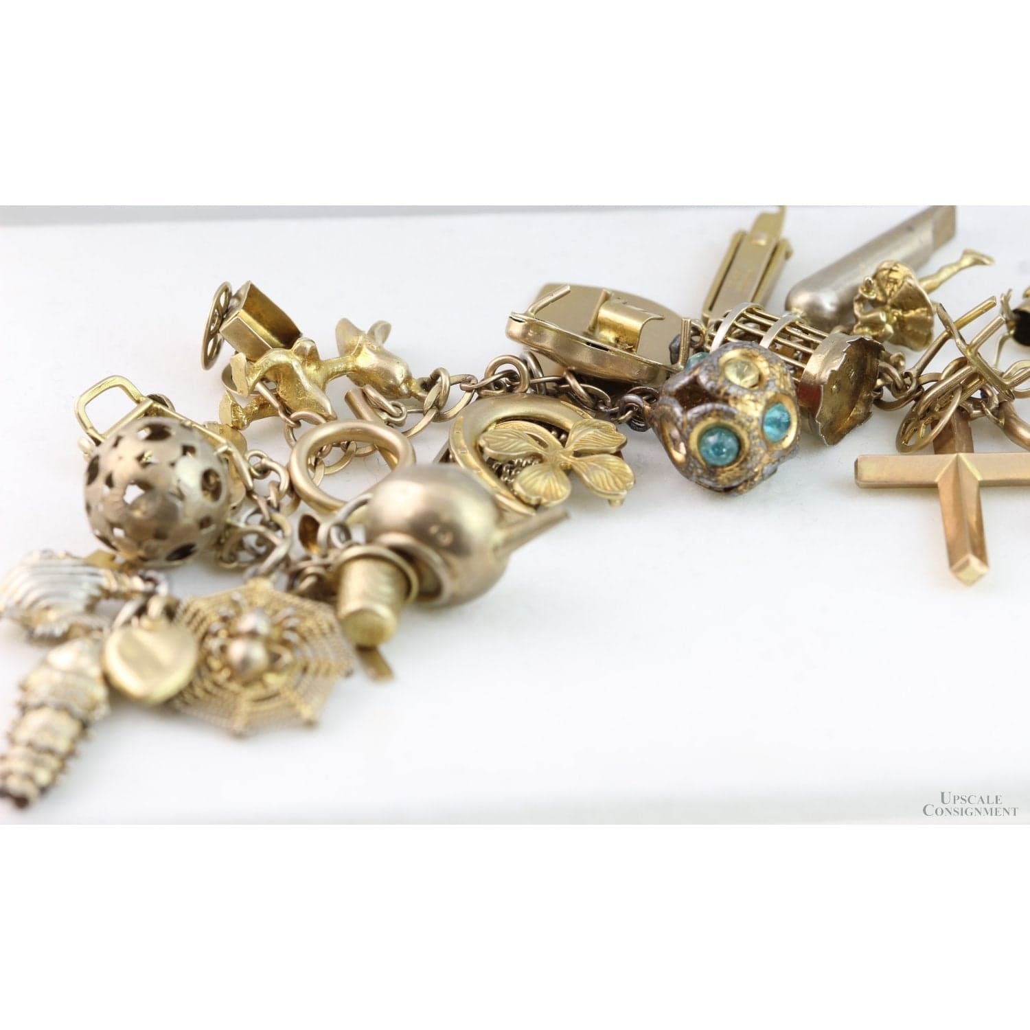 Vintage 10K Gold Charm Bracelet - 31 Charms c. 1960s - 6.25" length - Thumbnail 10