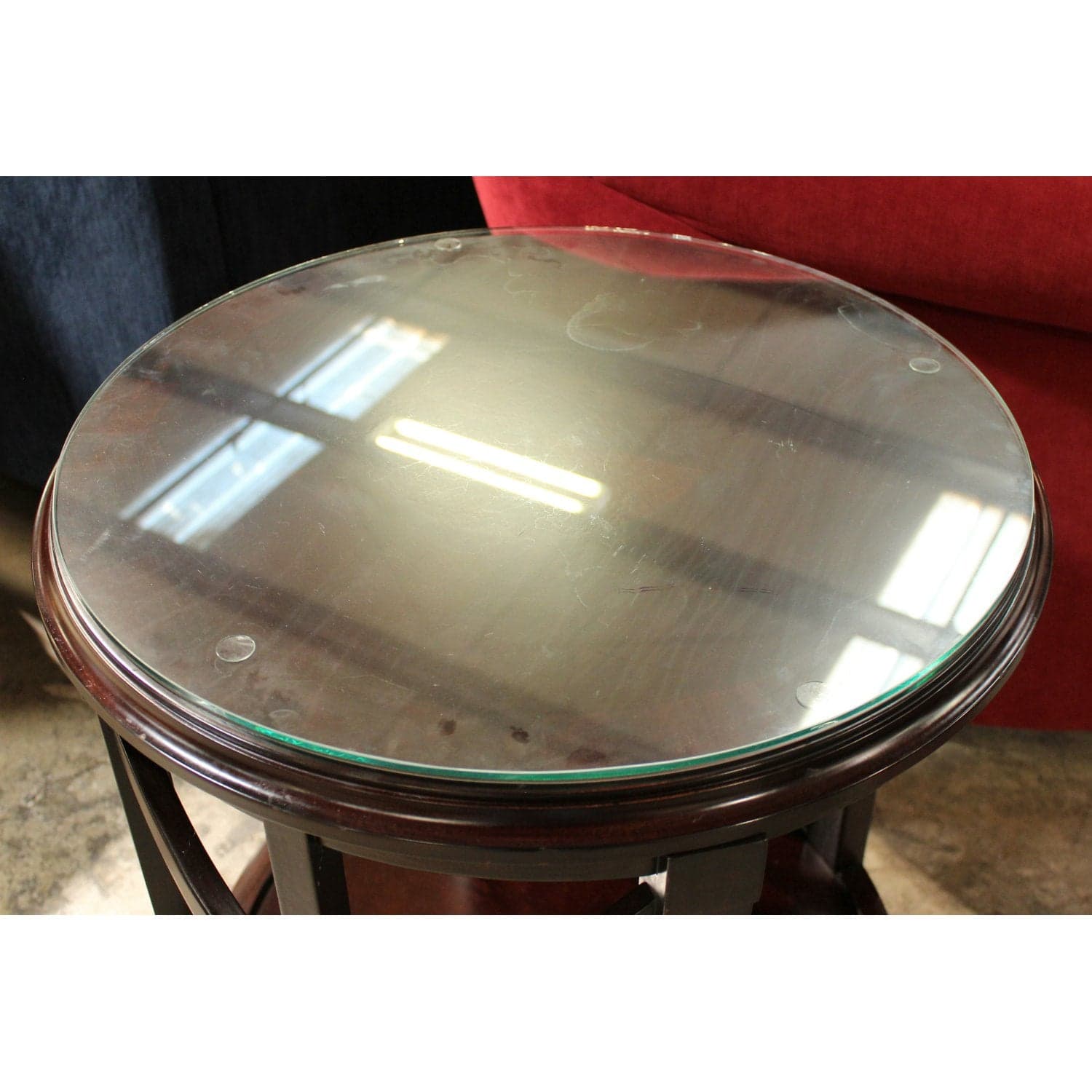 Bombay Co. Round Accent Table w/Shelf - Dark Cherry - Thumbnail 2