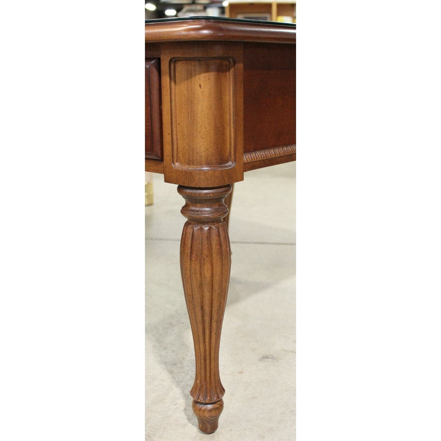 Thomasville End Table w/Protective Glass - Thumbnail 7