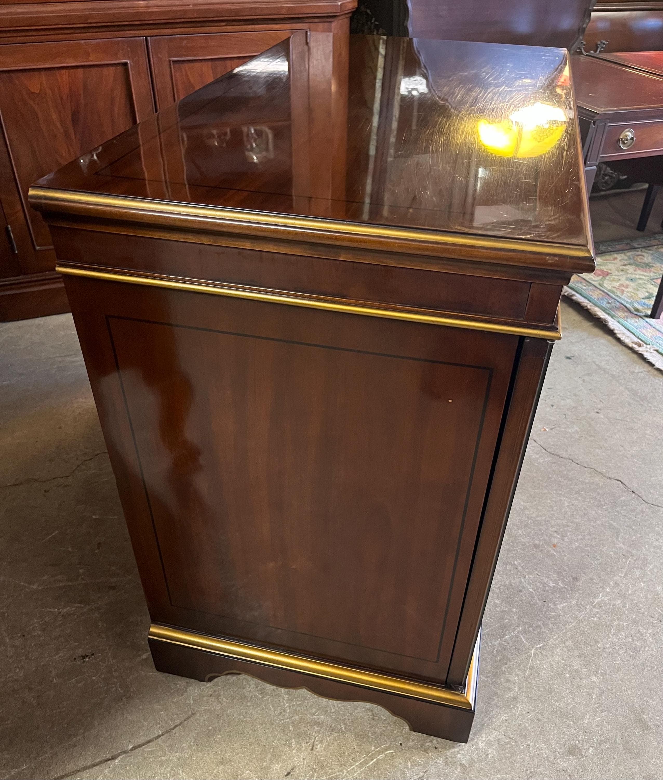 Drexel Heritage "Et Cetera" Cabinet - Thumbnail 5