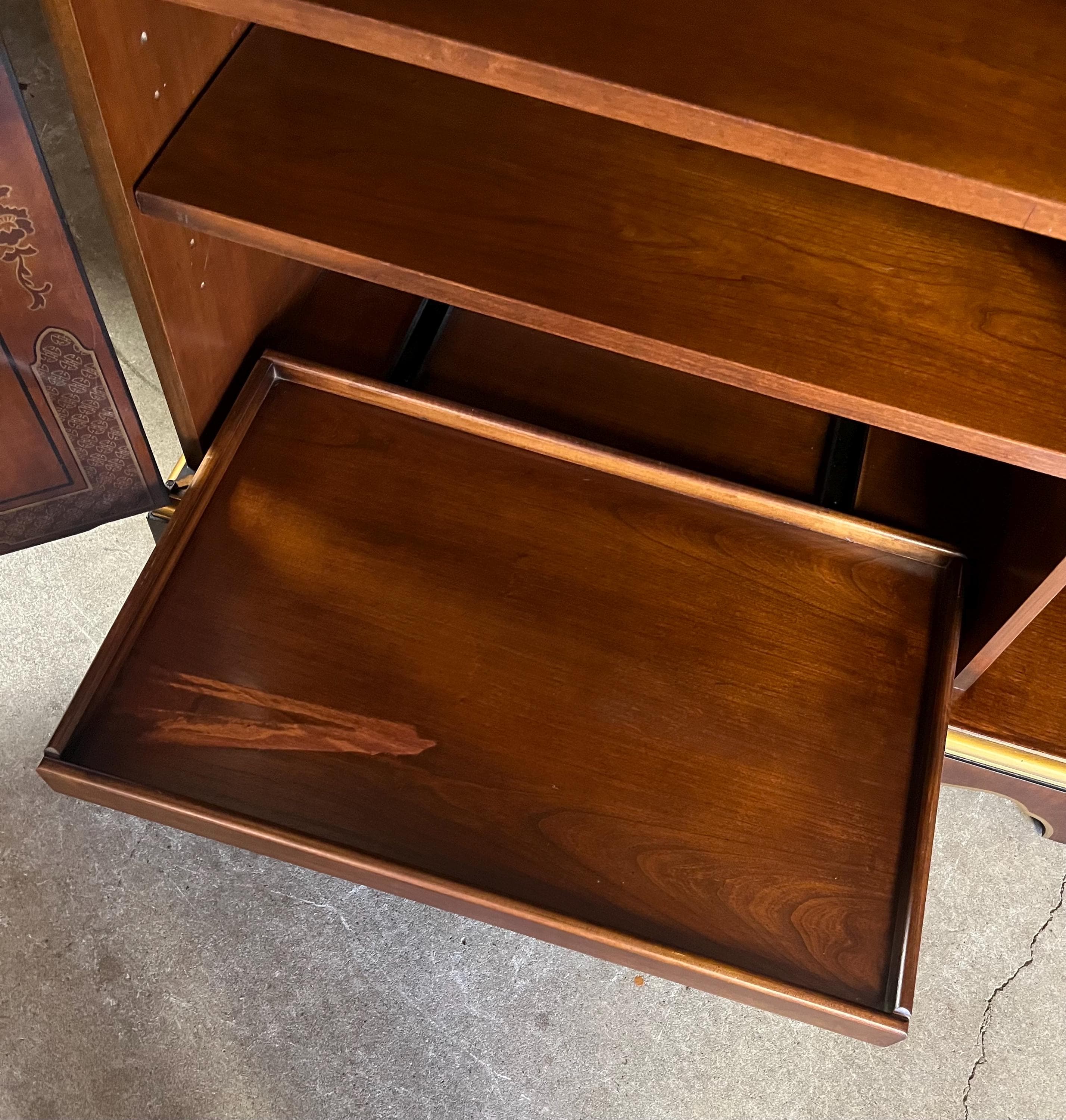 Drexel Heritage "Et Cetera" Cabinet - Thumbnail 6