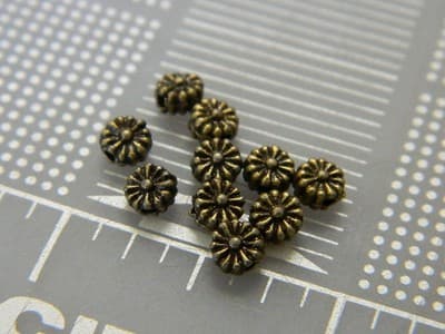 4.5MM Bronze Tibetan Style Flat Round Flower Spacer Beads - 50 Beads Per Order - Thumbnail 2