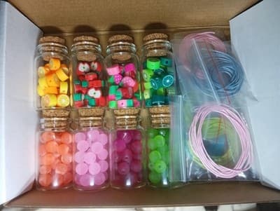 Stretch Bracelet Making Kit - Image 1