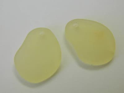 26MM / 2 Pieces Golden Yellow Sea Glass Drop Pendant - Yellow Frosted Sea Glass - Image 1