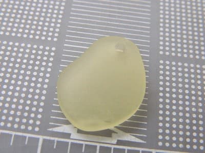 26MM / 2 Pieces Golden Yellow Sea Glass Drop Pendant - Yellow Frosted Sea Glass - Thumbnail 2