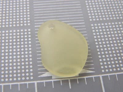 26MM / 2 Pieces Golden Yellow Sea Glass Drop Pendant - Yellow Frosted Sea Glass - Thumbnail 6