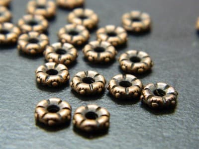 5.5MM Red Copper Colored Tibetan Style Small Flower Spacer Beads - Metal Alloy - Thumbnail 3