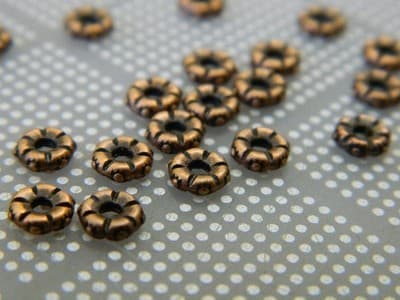 5.5MM Red Copper Colored Tibetan Style Small Flower Spacer Beads - Metal Alloy - Thumbnail 2