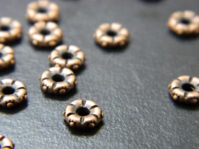 5.5MM Red Copper Colored Tibetan Style Small Flower Spacer Beads - Metal Alloy - Thumbnail 5