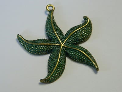 49MM Bronze Green Patina Starfish Pendant Focal - Ready to Decorate Starfish - Image 1